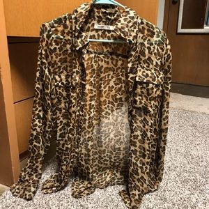 Old navy cheetah long sleeve button up